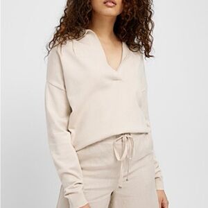 Simons Cream V-Neck Women's Sweater